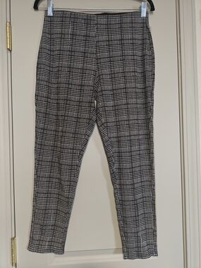 Kay Unger Black & White Plaid Ponte Ankle Pants
